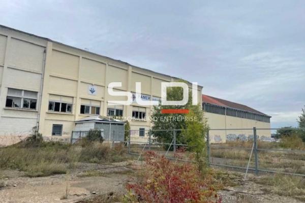 Locaux d'activités A VENDRE - GIVORS - 4 387 m²