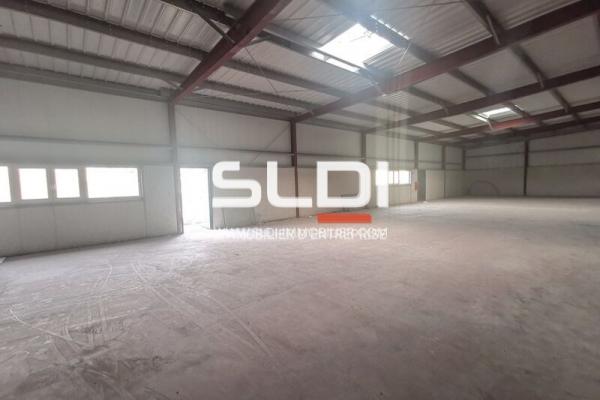 Locaux d'activités A LOUER - BOURGOIN JALLIEU - 218 m²