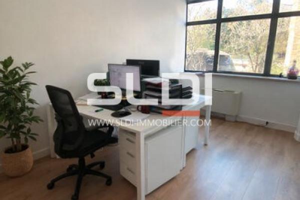 Bureaux A LOUER - LYON - 10 m²