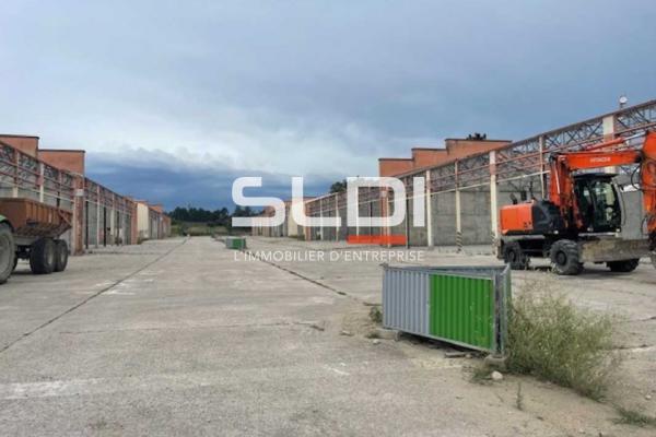 Locaux d'activités A LOUER - RILLIEUX LA PAPE - 285 m²