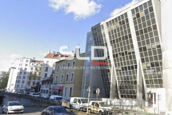 Bureaux A LOUER - LYON - 240 m²