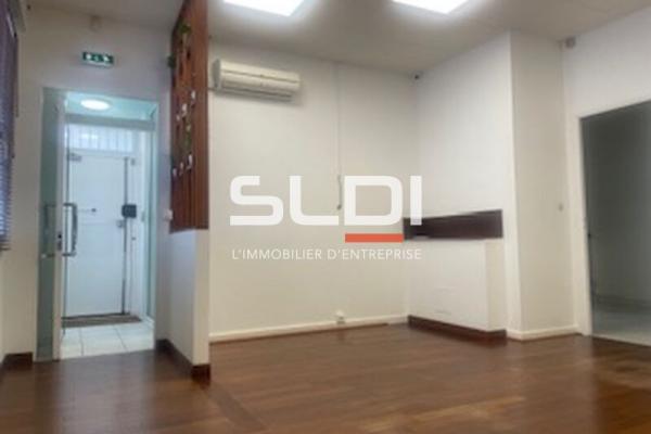 Bureaux A LOUER - DECINES CHARPIEU - 47 m²