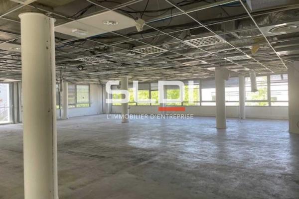 Bureaux A LOUER - SAINT PRIEST - 660 m²