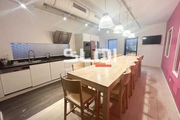 Locaux d'activités A VENDRE - RILLIEUX LA PAPE - 330 m²