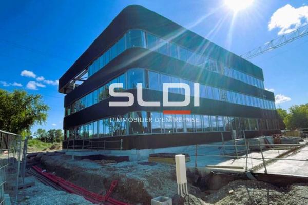 Bureaux A LOUER - BEYNOST - 737 m²