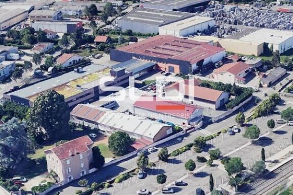 Locaux d'activités A LOUER - BRIGNAIS - 835 m²