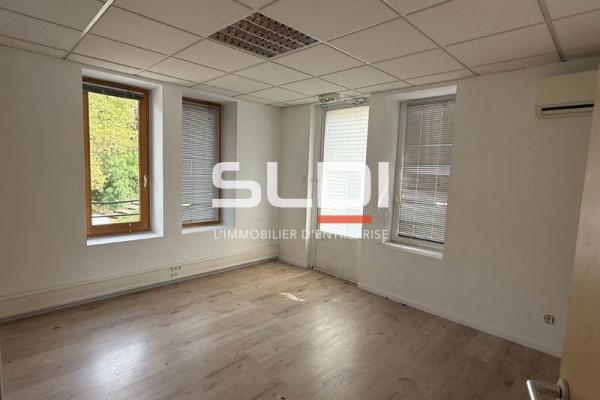 Bureaux A LOUER - LYON - 103 m²
