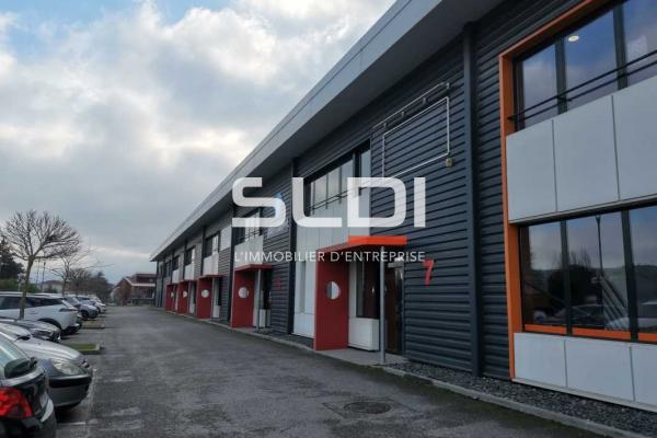 Locaux d'activités A LOUER - SAINT QUENTIN FALLAVIER - 341 m²