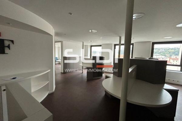 Bureaux A VENDRE - LYON - 204 m²