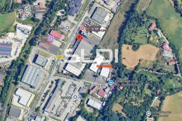 Commerces A LOUER - SAINT GENIS LAVAL - 750 m²