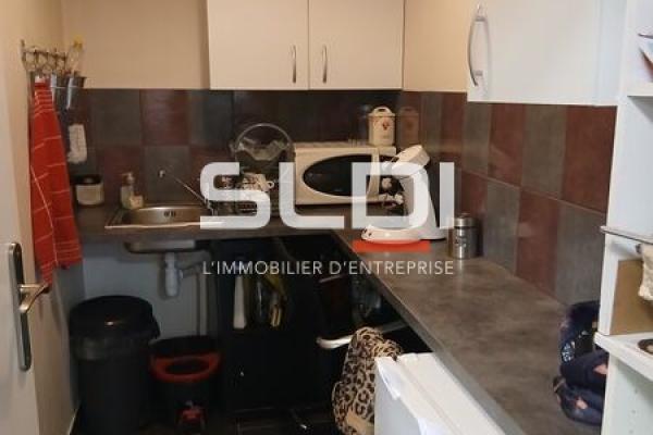 Commerces CESSION DE FONDS - SAINT QUENTIN FALLAVIER - 90 m²