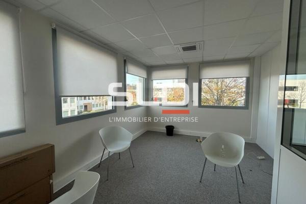 Bureaux A LOUER - DARDILLY - 345 m²