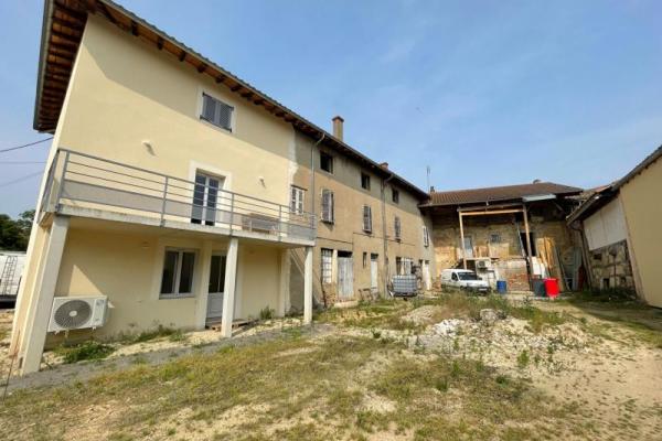 Appartement 595㎡ PONT DE VEYLE