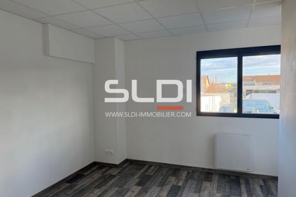 Bureaux A LOUER - HEYRIEUX - 77 m²