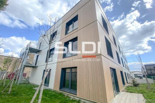 Bureaux A LOUER - SAINTE FOY LES LYON - 1 072 m²