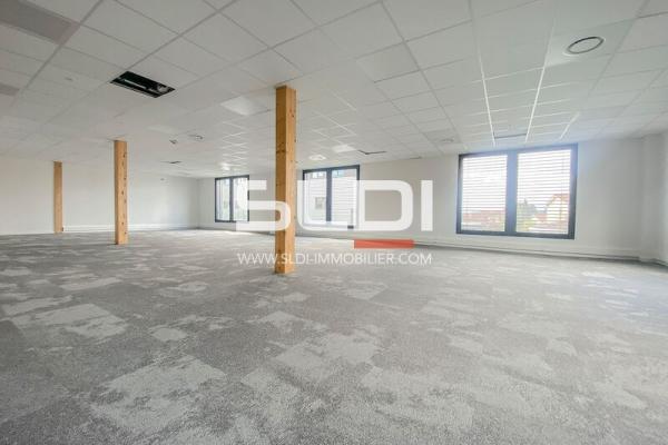 Bureaux A LOUER - SAINTE FOY LES LYON - 1 072 m²
