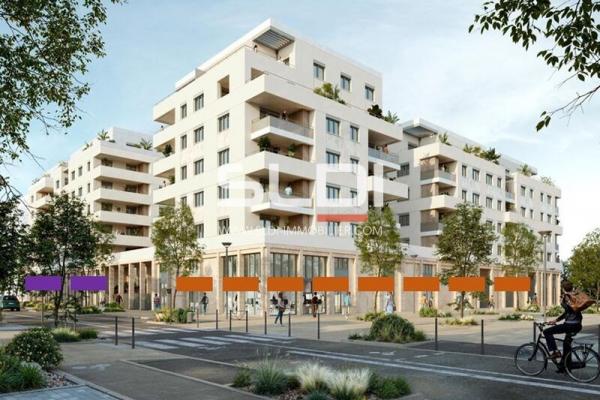 Commerces A VENDRE OU A LOUER - VAULX EN VELIN - 549 m²
