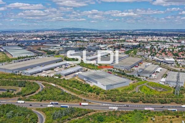 Locaux d'activités A LOUER - MIONS - 15 717 m²