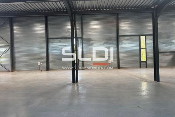 Locaux d'activités A LOUER - BOURGOIN JALLIEU - 1 486 m²