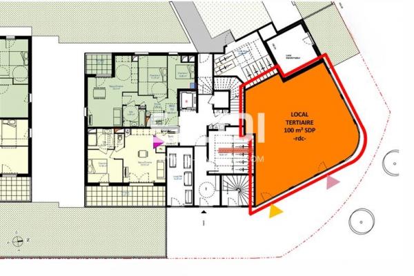Commerces A VENDRE - DECINES CHARPIEU - 102 m²