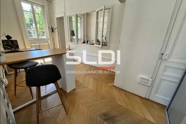 Bureaux A LOUER - LYON - 51 m²