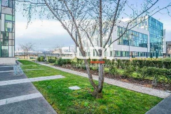 Bureaux A VENDRE OU A LOUER - LYON - 177 m²