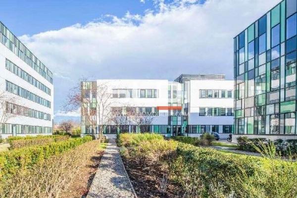 Bureaux A VENDRE OU A LOUER - LYON - 177 m²