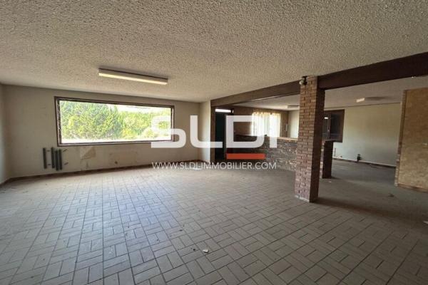 Locaux d'activités A LOUER - LETRA - 425 m²