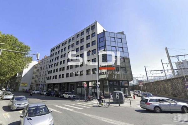 Bureaux A LOUER - LYON - 181 m²