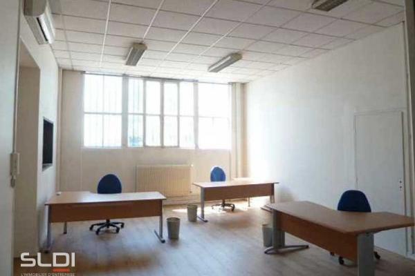 Bureaux A LOUER - VAULX EN VELIN - 532 m²