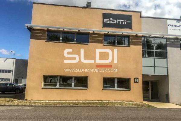 Bureaux A LOUER - SAINT PRIEST - 1 432 m²