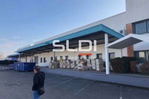 Locaux d'activités A LOUER - VENISSIEUX - 266 m²