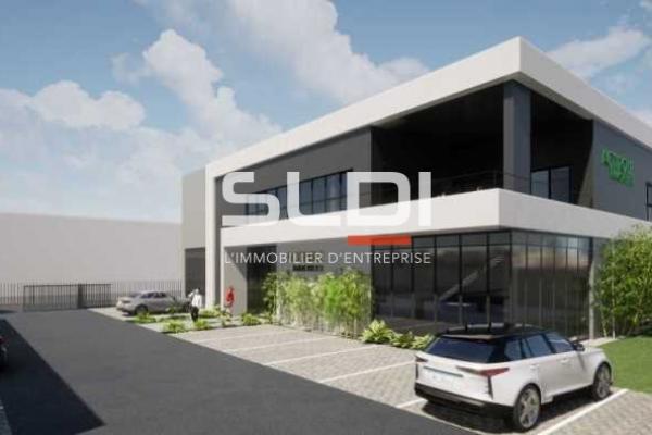 Locaux d'activités A LOUER - ARNAS - 987 m²