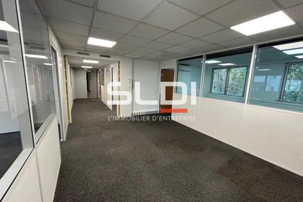 Bureaux A LOUER - ECULLY - 267 m²