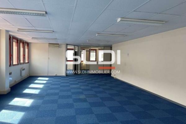 Bureaux A LOUER - LYON - 162 m²