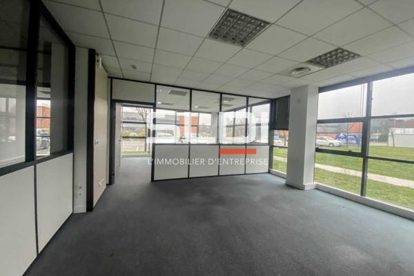 Bureaux A LOUER - SAINT PRIEST - 1 380 m²
