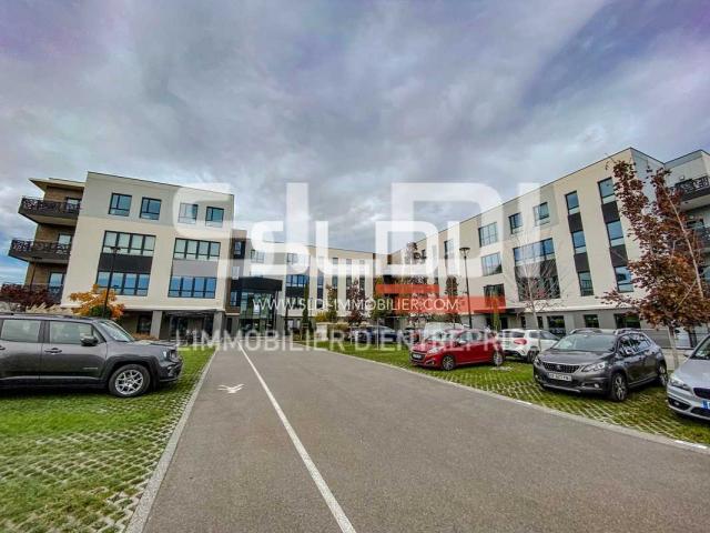 Bureaux A LOUER - GENAS - 554 m²