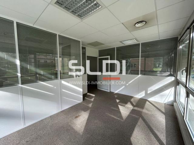 Bureaux A LOUER - ECULLY - 902 m²