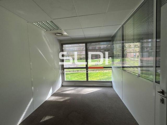 Bureaux A LOUER - ECULLY - 902 m²
