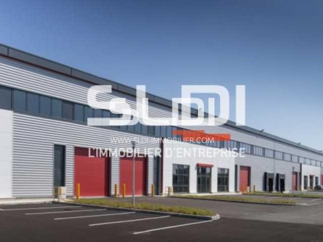 Locaux d'activités A LOUER - MEYZIEU - 2 055 m²