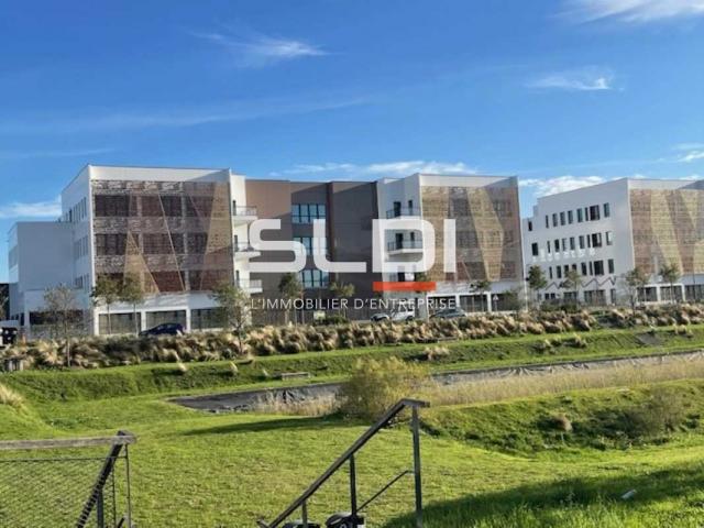 Bureaux A VENDRE - GENAS - 510 m²