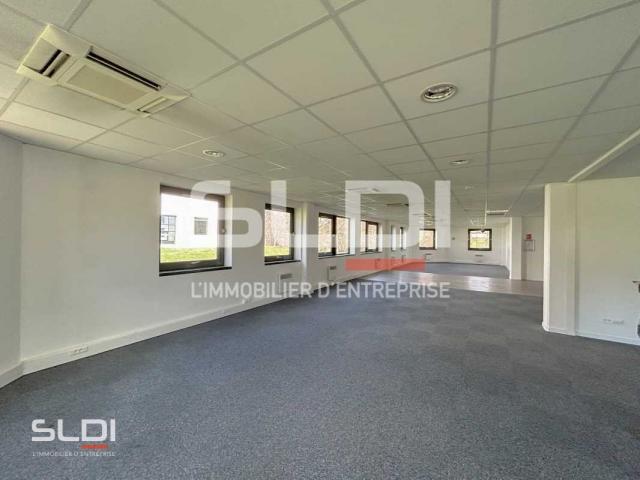 Bureaux A LOUER - LIMONEST - 1 118 m²