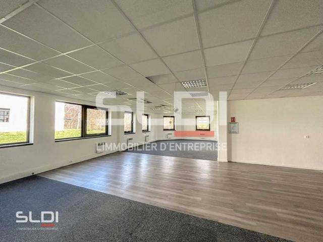 Bureaux A LOUER - LIMONEST - 1 118 m²