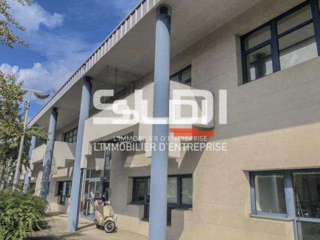Bureaux A LOUER - BRON - 498 m²