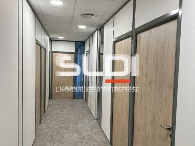 Bureaux A LOUER - CHASSIEU - 54 m²