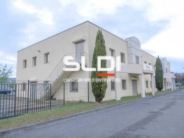 Bureaux A VENDRE OU A LOUER - SAINT PRIEST - 647 m²