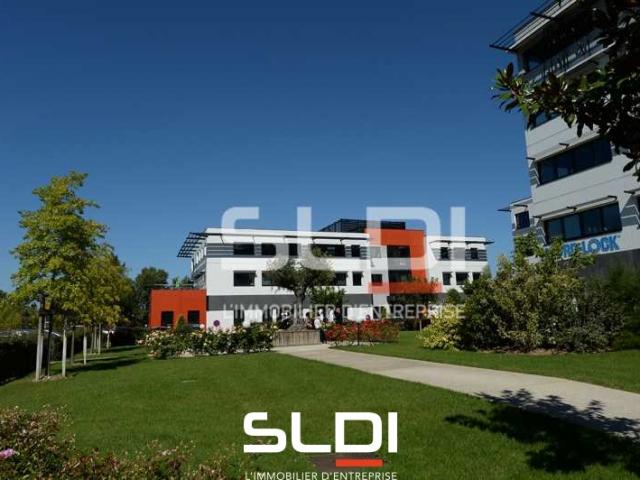 Bureaux A LOUER - SAINT PRIEST - 371 m²