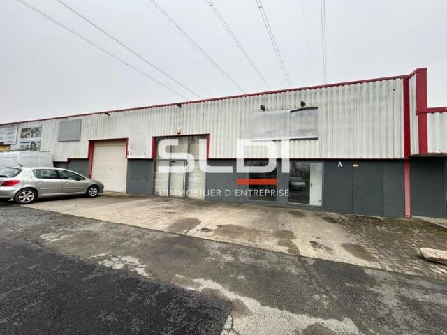 Locaux d'activités A LOUER - CIVRIEUX D'AZERGUES - 711 m²