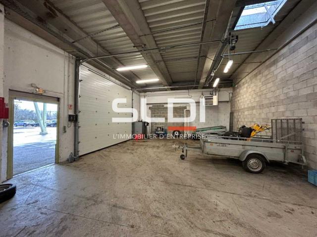 Locaux d'activités A LOUER - BLYES - 1 267 m²