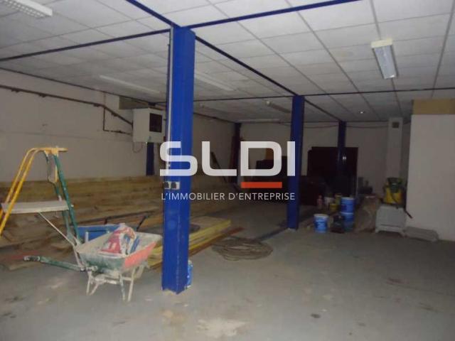 Locaux d'activités A LOUER - FLEURIEU SUR SAONE - 873 m²